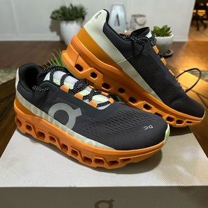 On Running Cloudmonster shoes. Men’s 10.5 Mint condition in box